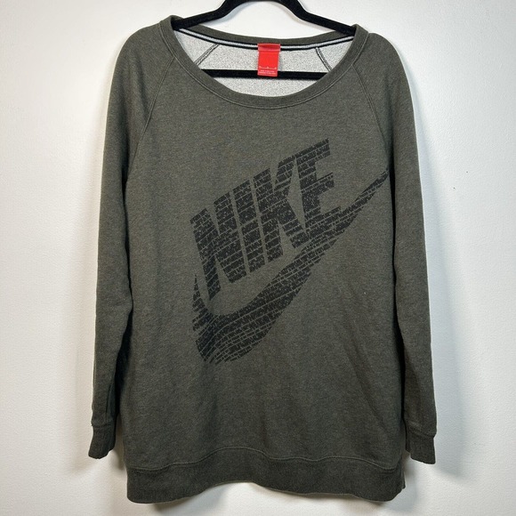 Nike Tops - Nike Women's Size Medium Scoop Neck Long Sleeve Green Spellout Sweatshirt